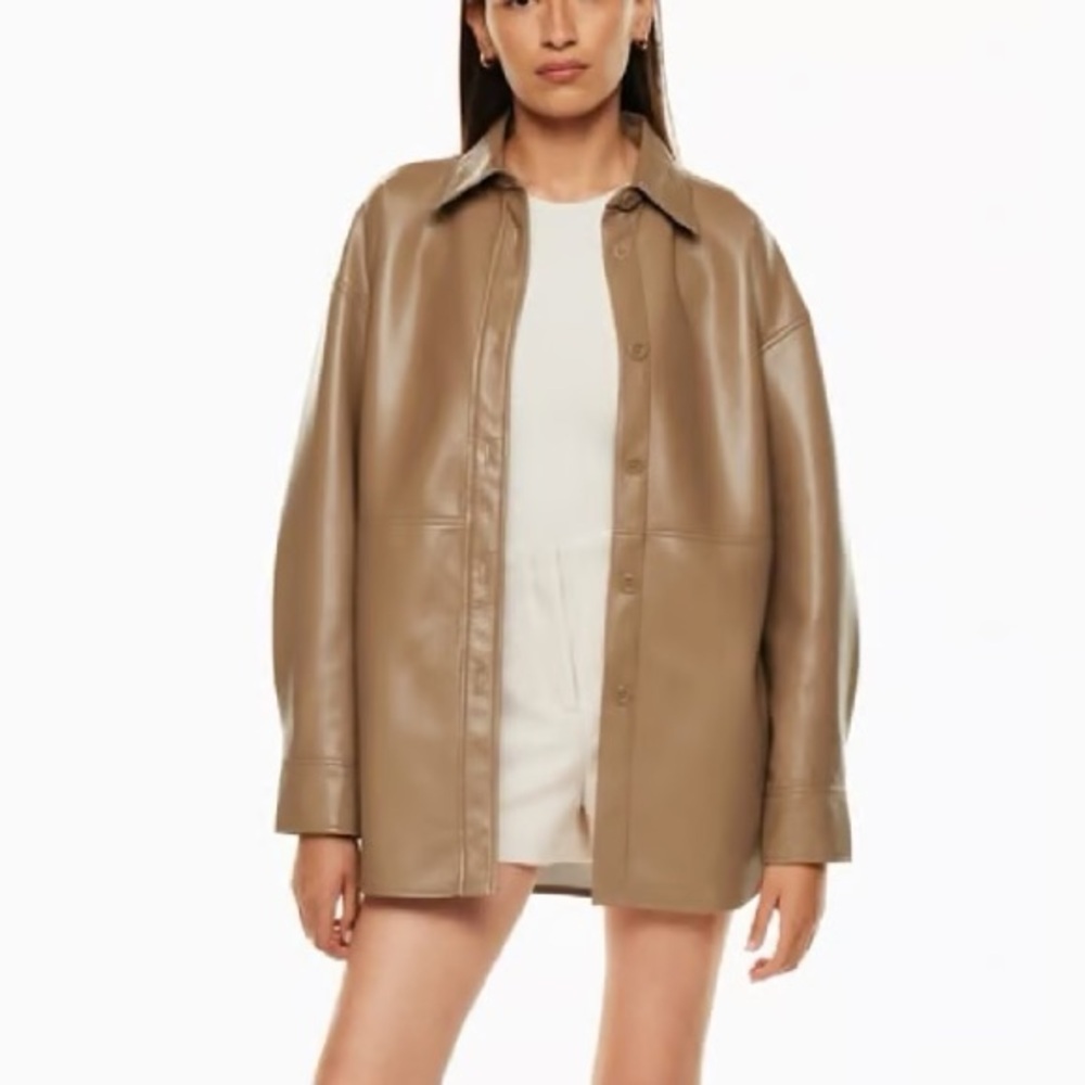 NWT Aritzia Babaton Pelli shirt jacket